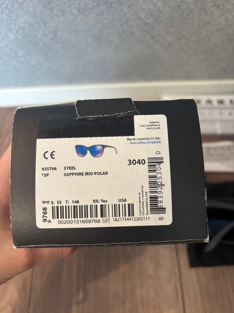 【美品】OAKLEY サングラス