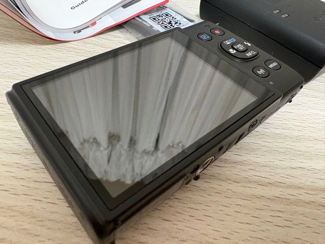 Canon IXY 650 mコンパクトデジタルカメラ