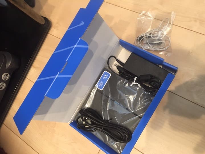 PSVR　カメラ同梱版ですー！＼(^o^)／　〇つ〇つ　←これセット