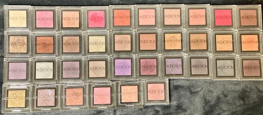 ADDICTION 単色アイシャドウ 36個セット
