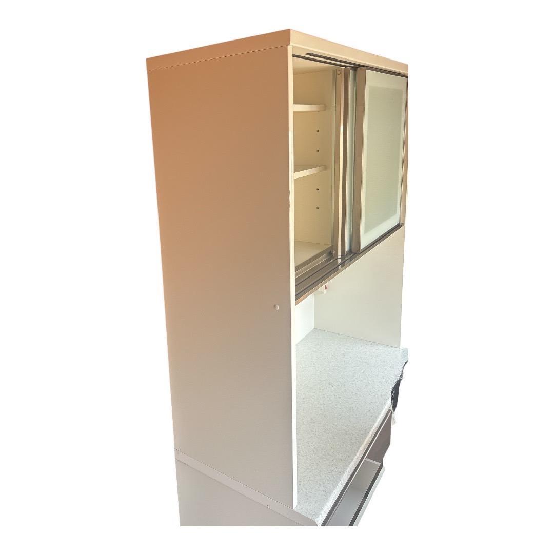 ともくん　ニトリ　キッチンボード　食器棚