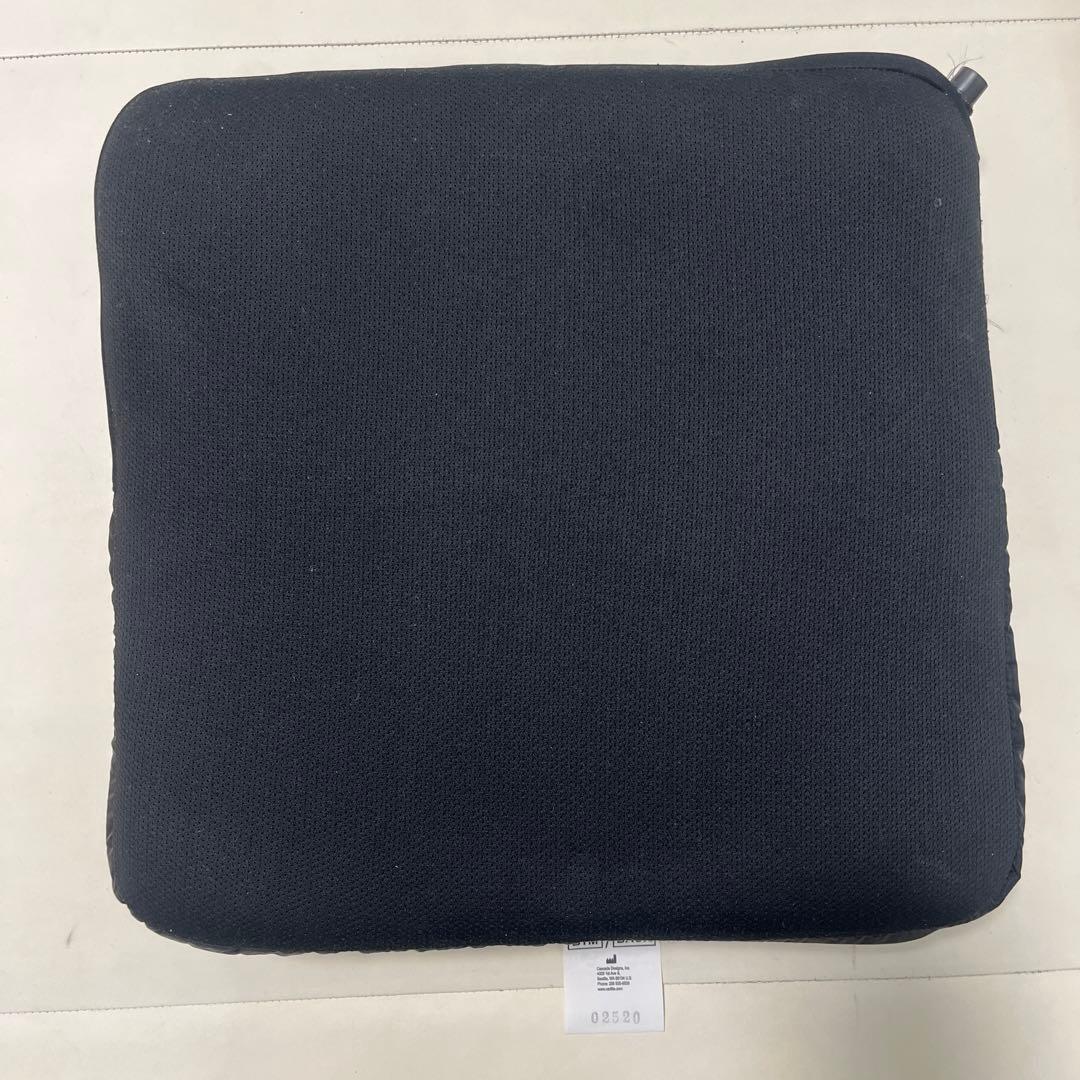 VARILITE 車椅子用クッション メリディアン