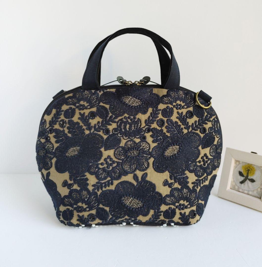 ミナペルホネン　swing camellia　バラードパッチ　ミニサイズ