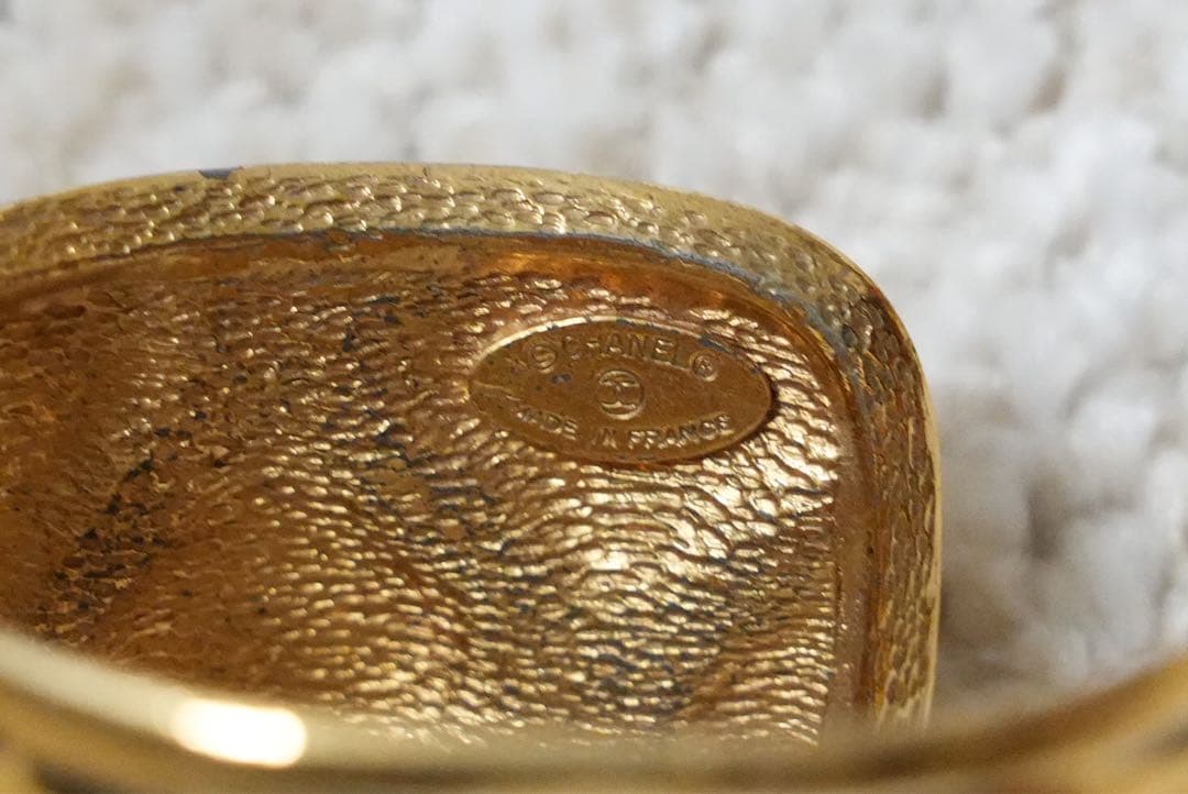 シャネル　CHANEL ヴィンテージ　バングル