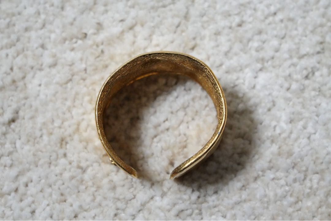 シャネル　CHANEL ヴィンテージ　バングル