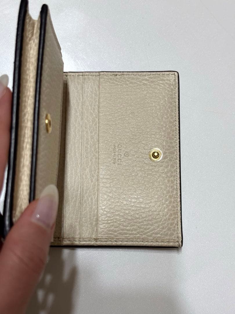 ダブルGベージュ＆エボニー GGスプリーム キャンバスGUCCI 2つ折り財布