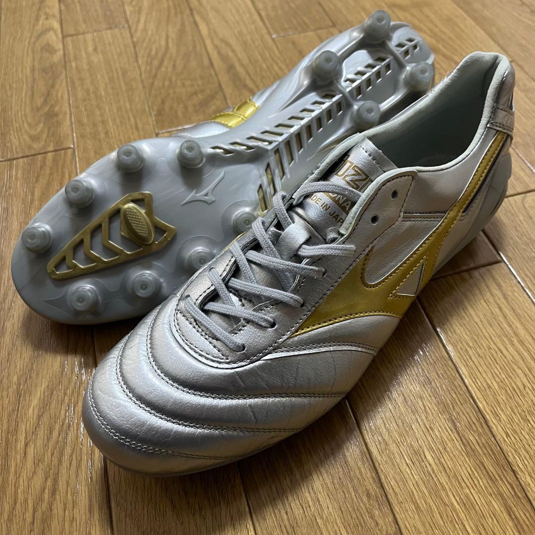 Mizuno MoRELIA DNA JAPAN シルバー/ゴールド スパイク