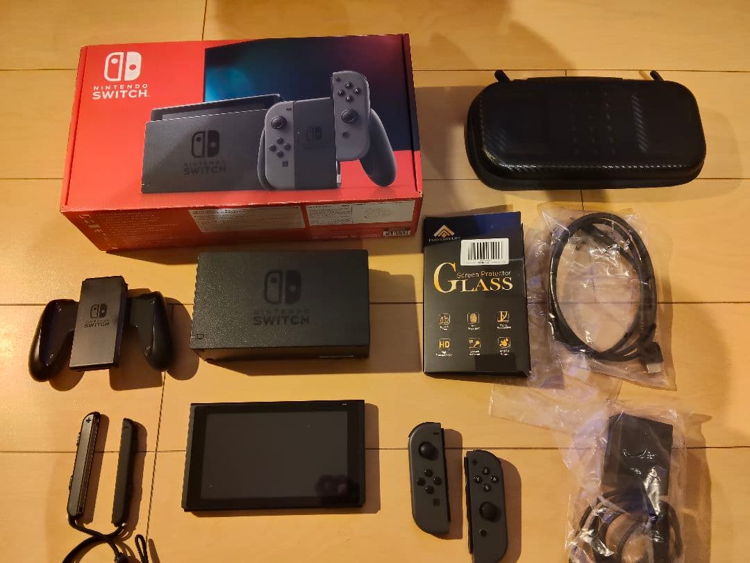 スイッチ新型HAC-001本体 箱付 付属品揃い ＋ 収納ケースとガラスフィルム