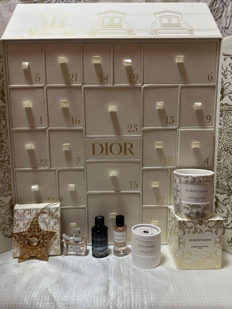 ディオール2023 アドヴェントカレンダー
