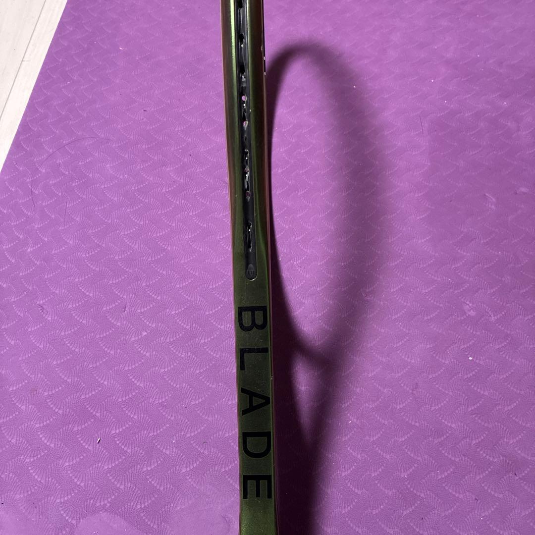 Wilson Blade V8 98 305g テニスラケット　18×20