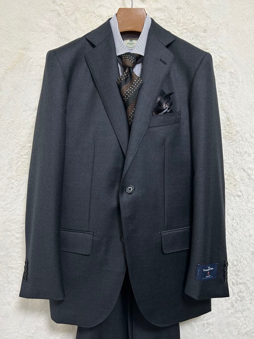 【新品】エルメネジルドゼニア生地 メンズ スーツ A6 L ダークグレー 無地