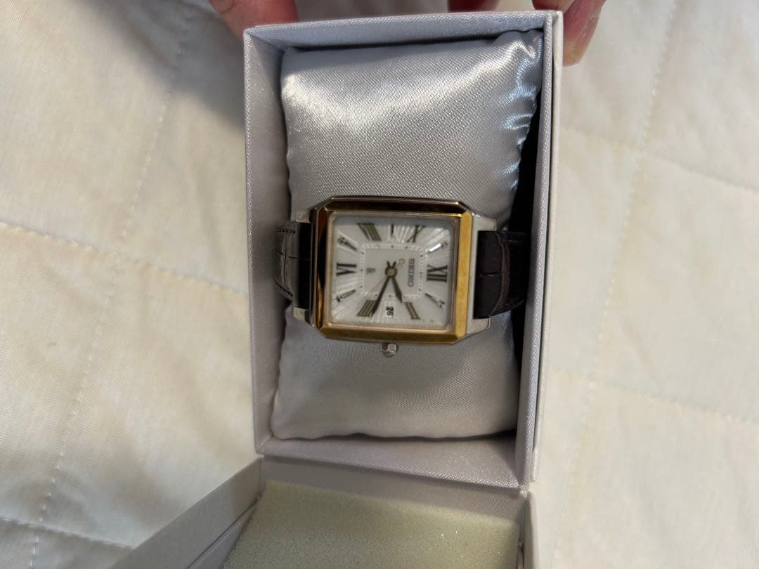 セイコー スクエア型 アナログ時計