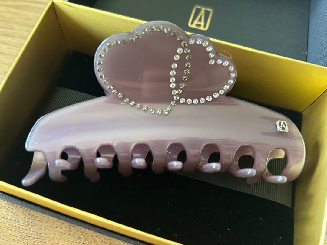 つうちゃんさま専用　アレクサンドルドゥパリ ハートのスワロフスキーがかわいい