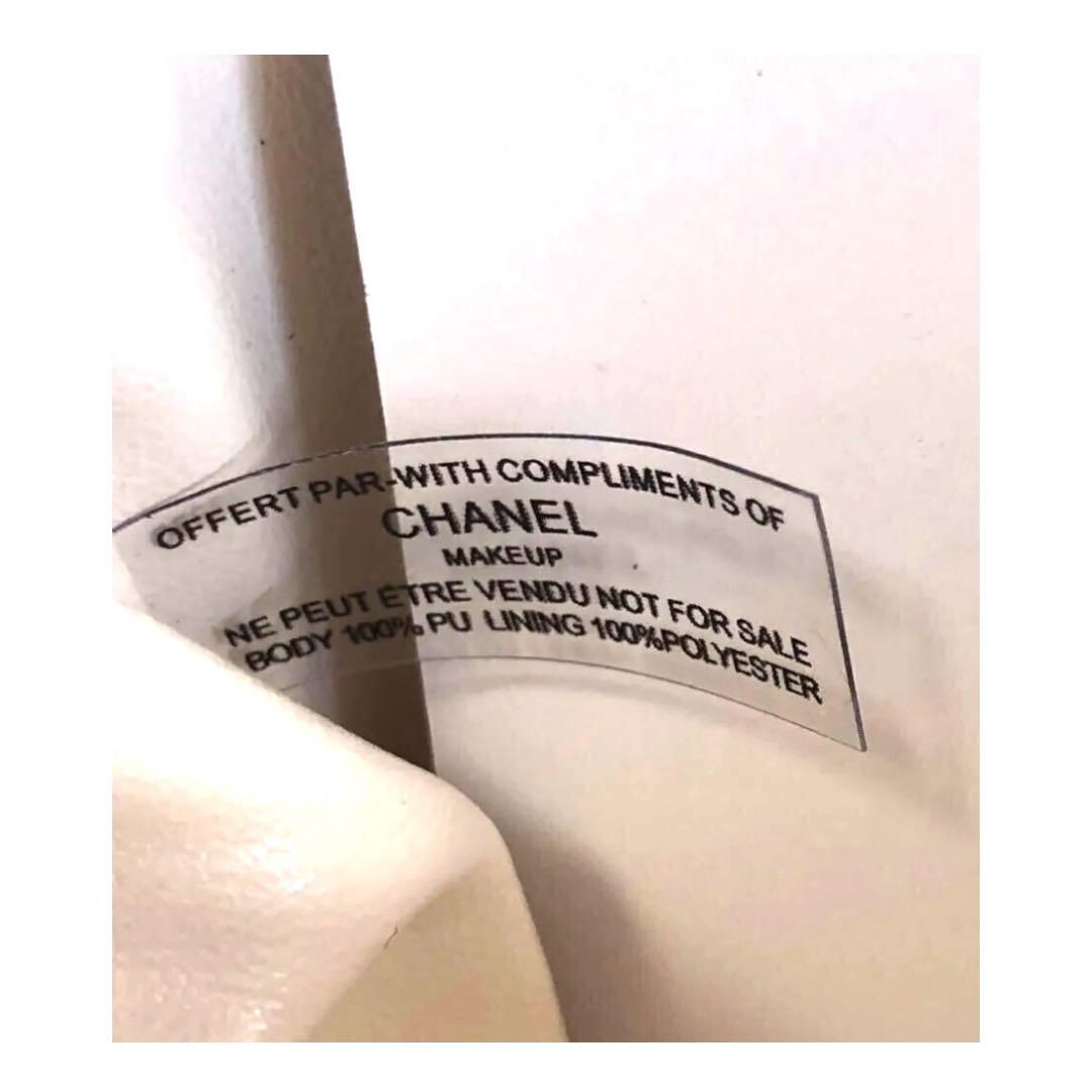 【新品未使用】 CHANEL ツイード 白 ホワイト チェーン バッグ