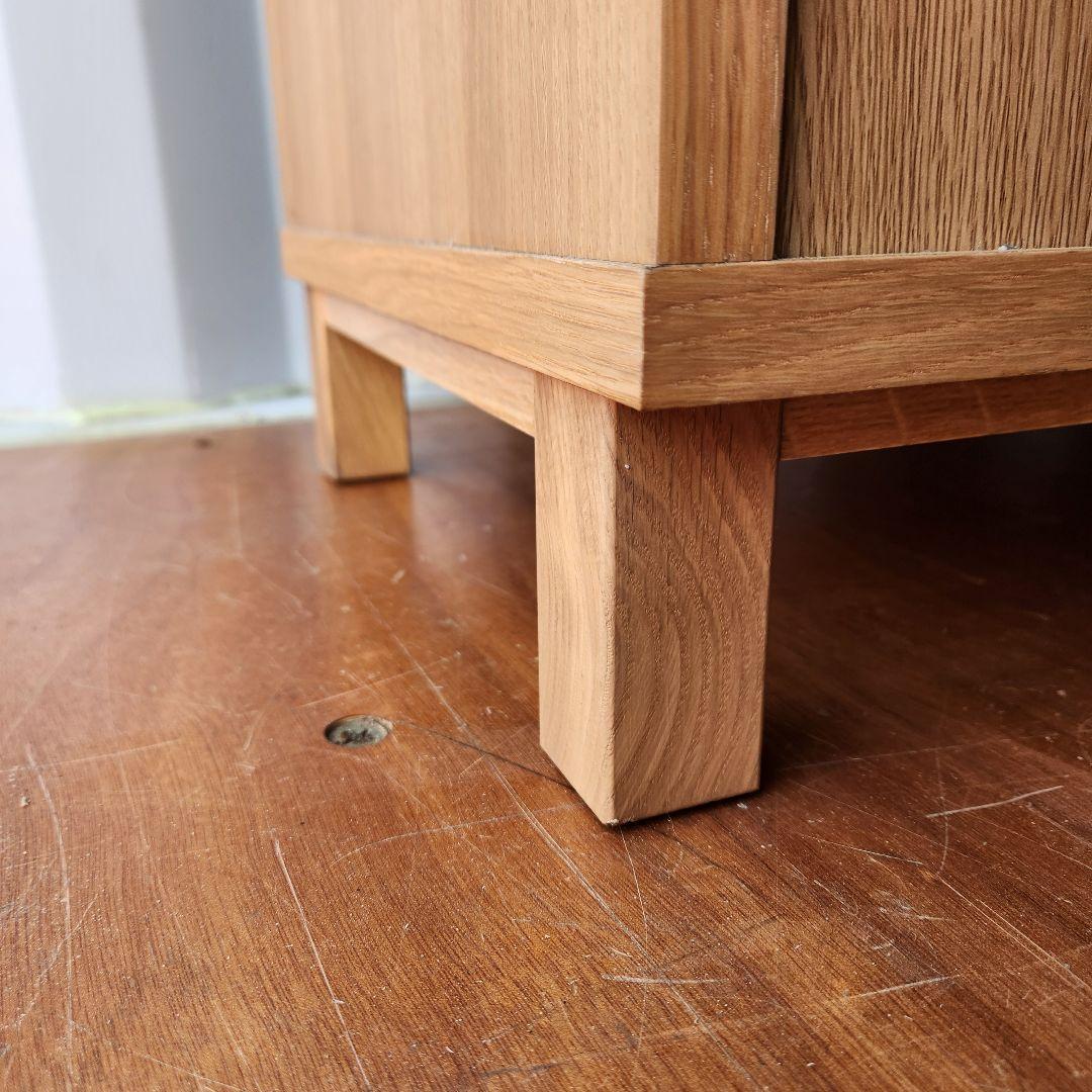 廃盤　無印良品　脚付き　オーク材　キャビネット　ガラス扉　観音開き