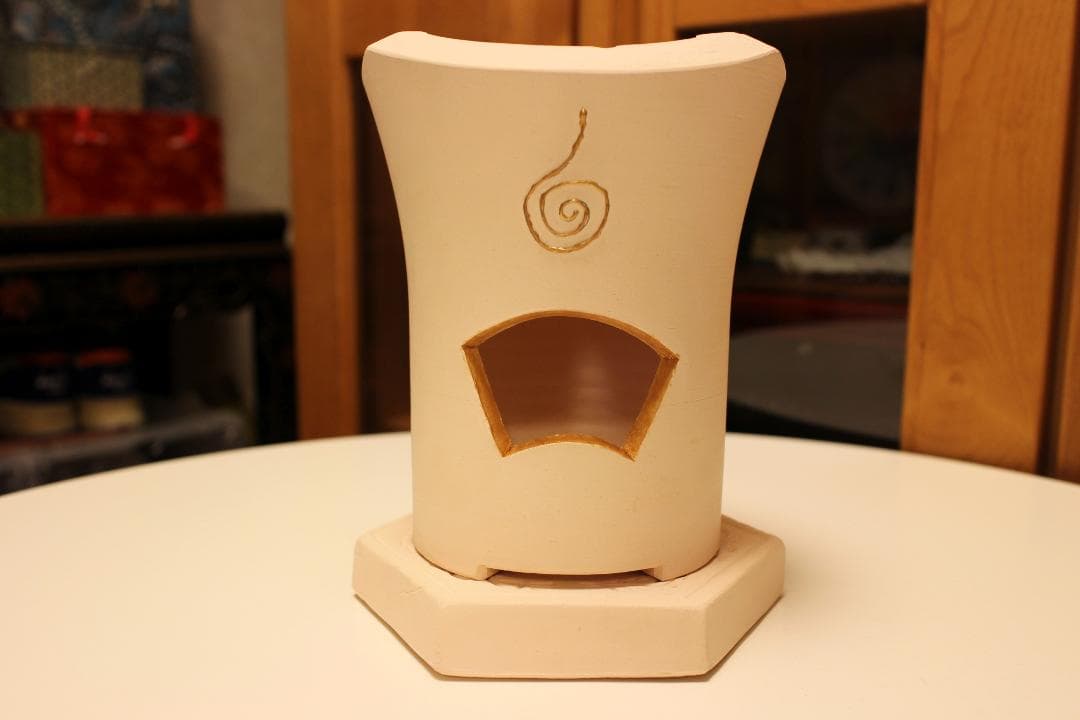 白泥　涼炉　 六角形ベース付き