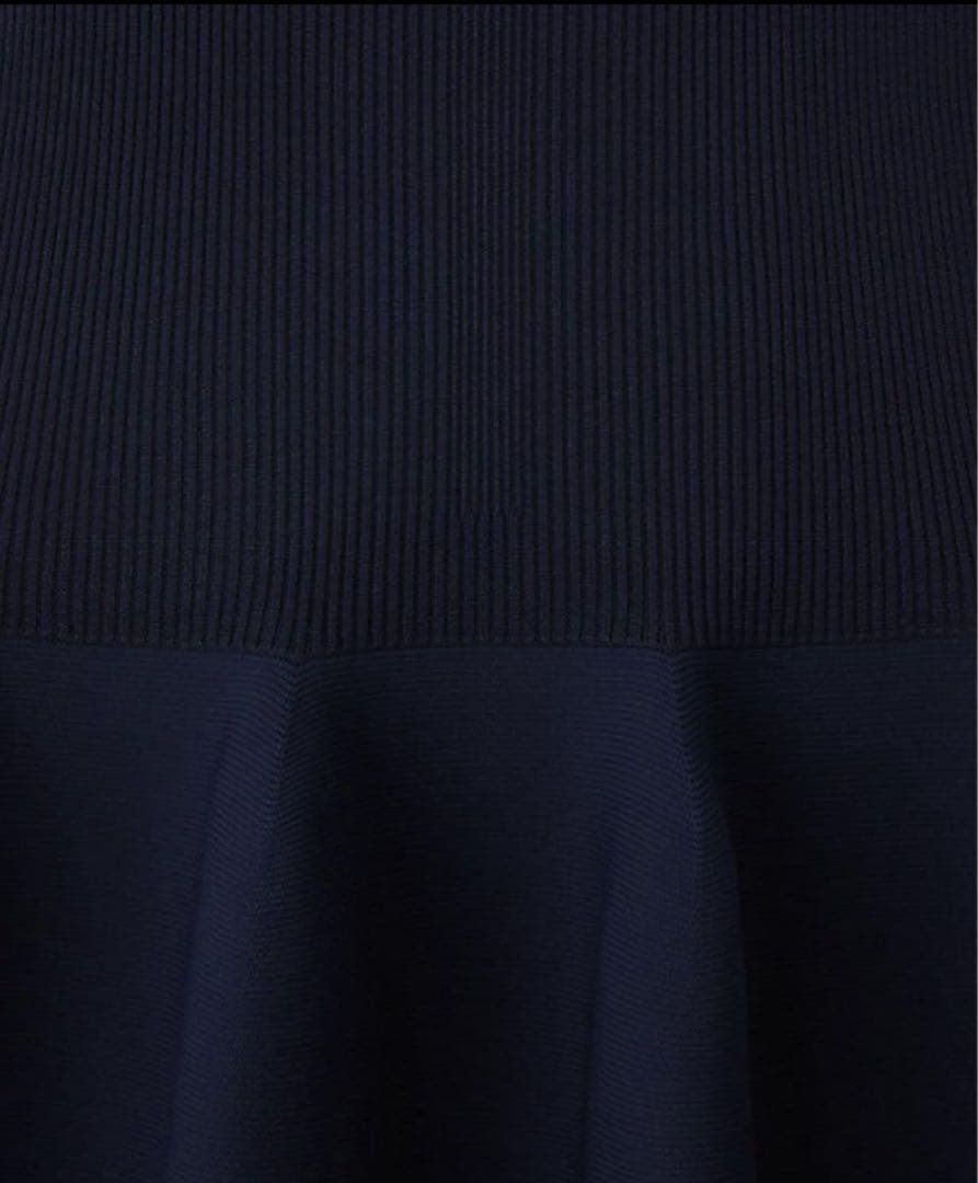 トップス CFCL POTTERY CUPRO SLEEVELESS TOP NAVY