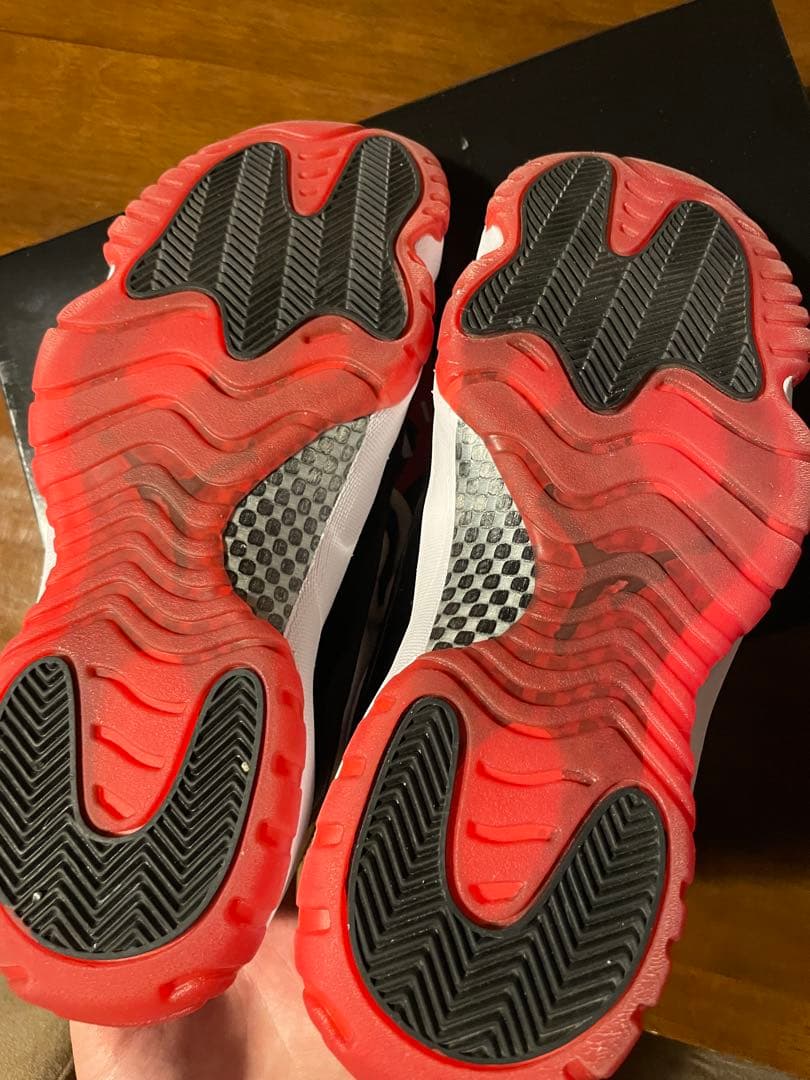 AIRJORDAN11 RETRO LOW 29センチ　赤白黒