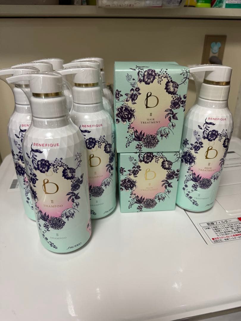 ベネフィーク 生産終了シャンプーⅡ：7本、トリートメントⅡ：3本