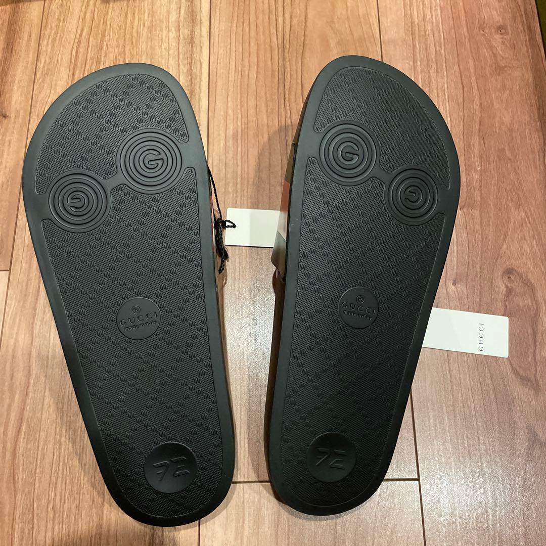 Palace Gucci コラボ　サンダル