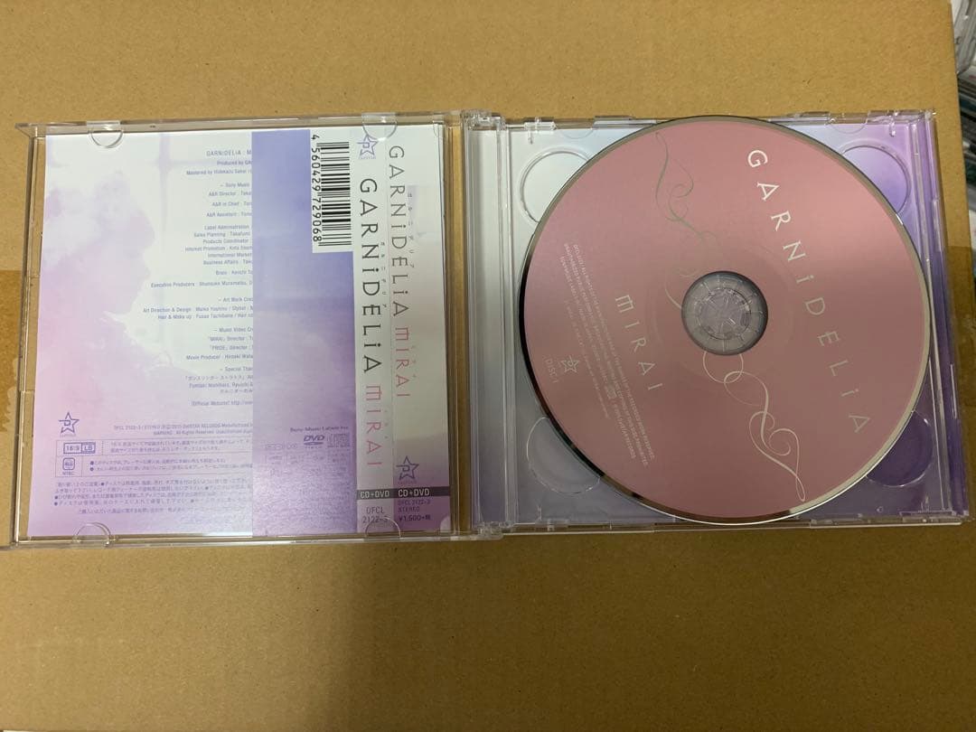 GARNiDELiA ガルニデリア MIRAI 直筆サイン入り CD 初回限定版