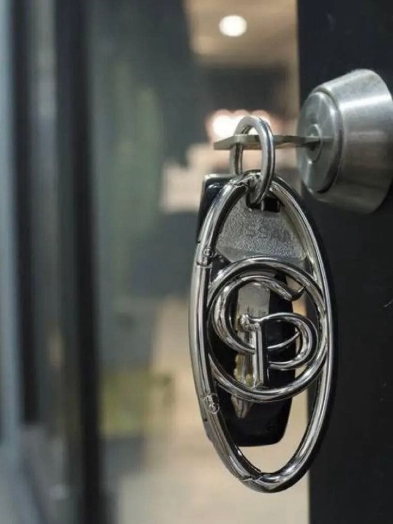 COOTIE　 「Symbol Carabiner」　カラビナ