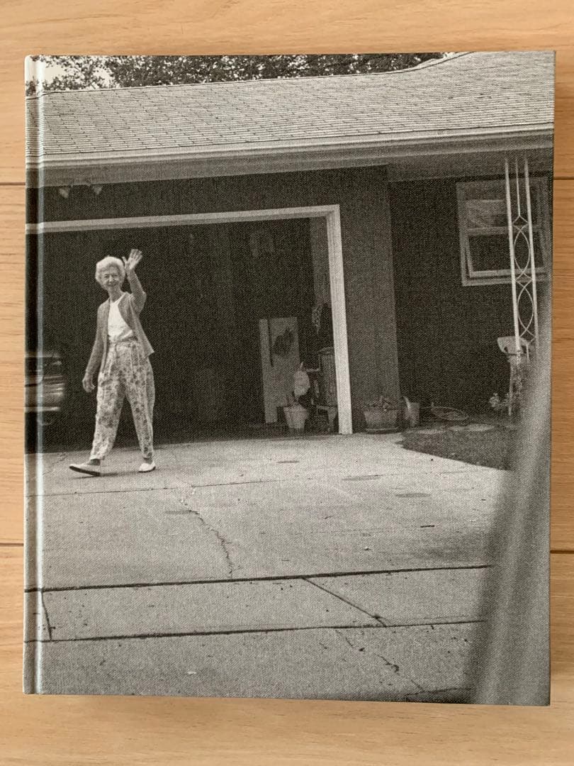 アート・デザイン・音楽 Leaving and waving