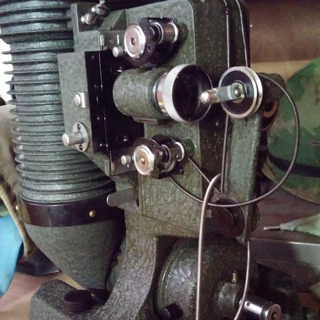 16㎜フィルム映写機アローModelSB