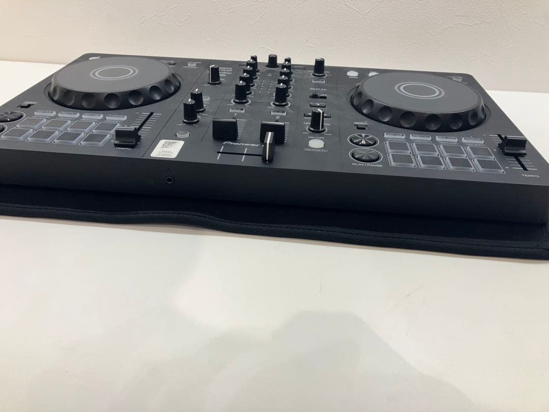Pioneer DJ/DDJ-FLX4 コントローラー