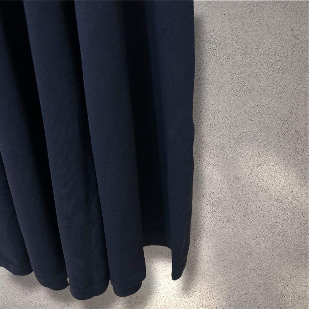 新品未使用 タグ付き オフショルダー　フレアニットワンピース ネイビー L