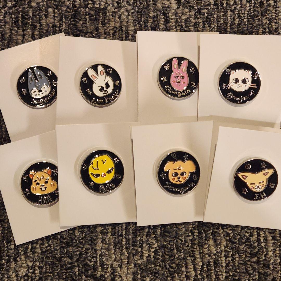 スキズ 展覧会 ランダムピンバッチ コンプリート　8種セット