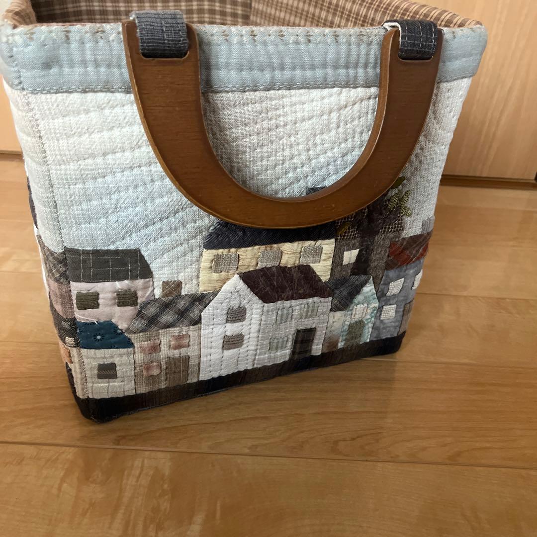 パッチワークの収納ケース