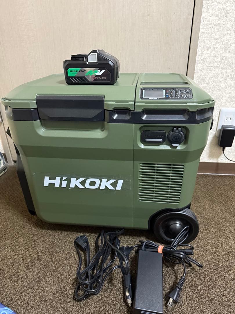 １度だけ室内使用　HiKOKI 冷温庫 バッテリー付き