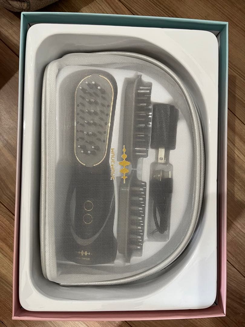 スカルプブラシ　EMS ラジオ波　頭皮・お顔のリフトケア