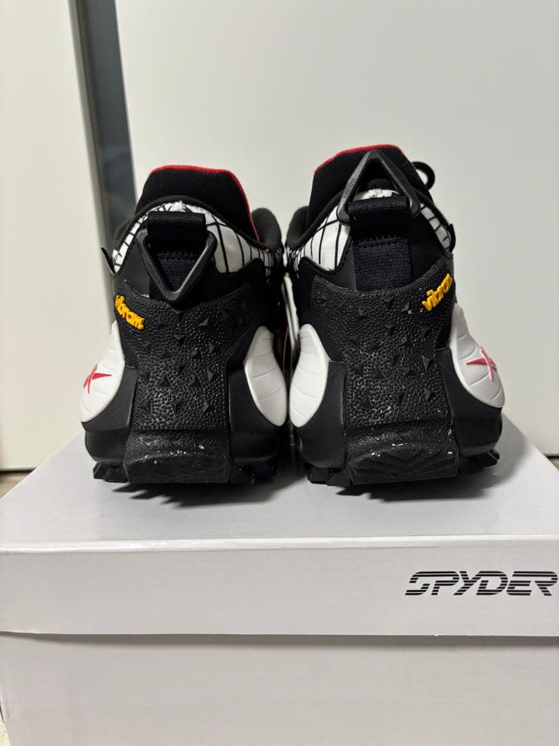 【新品・未使用】スパイダーSPYDER・ KINETICA 2.5 スニーカー