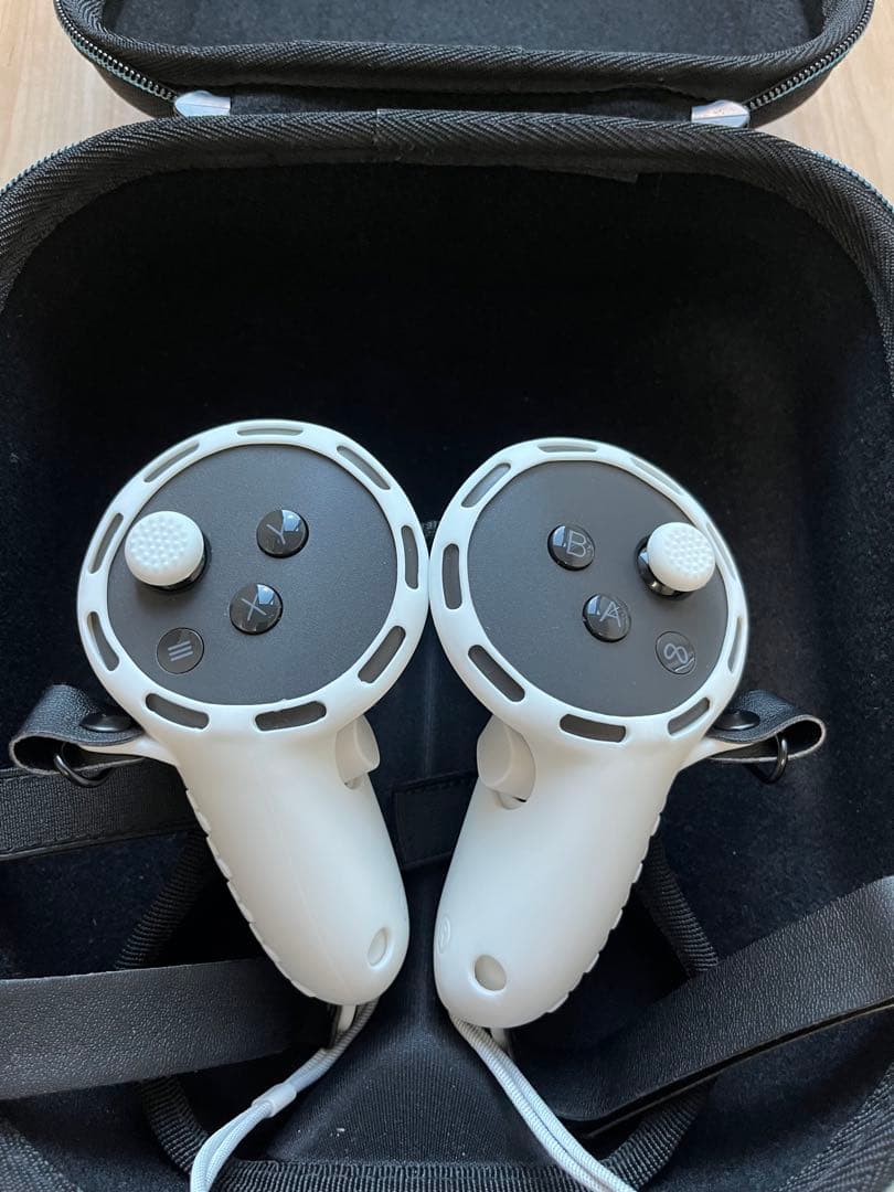 【美品】 Quest3 128GB ＋収納ケース＆シリコンカバー付き