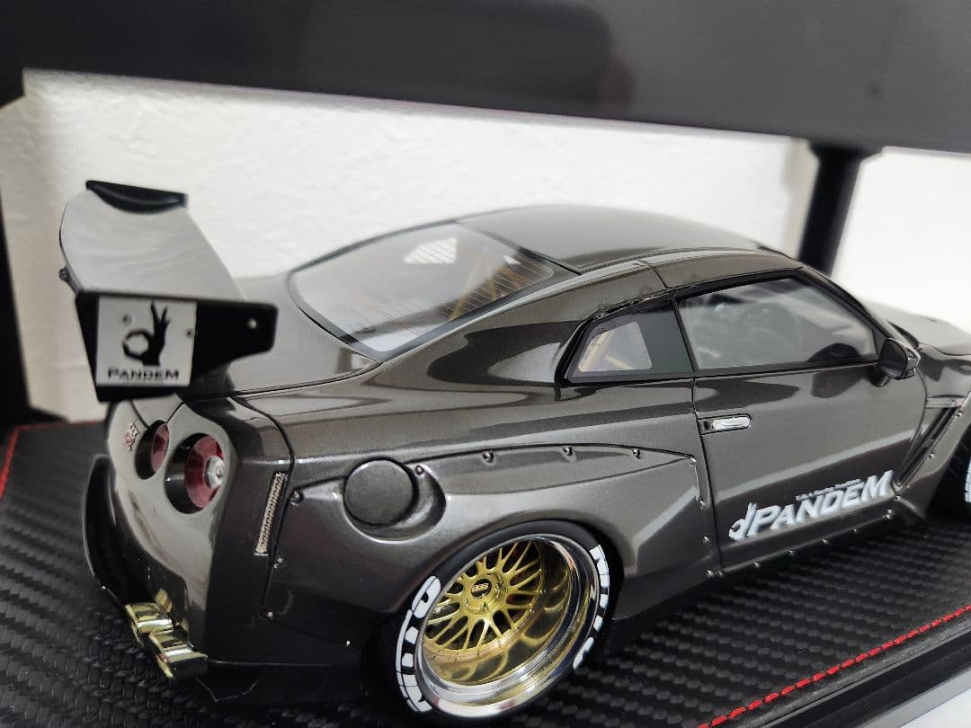 【イグニッションモデル】PANDEM Nissan GT-R ミニカー 1/18