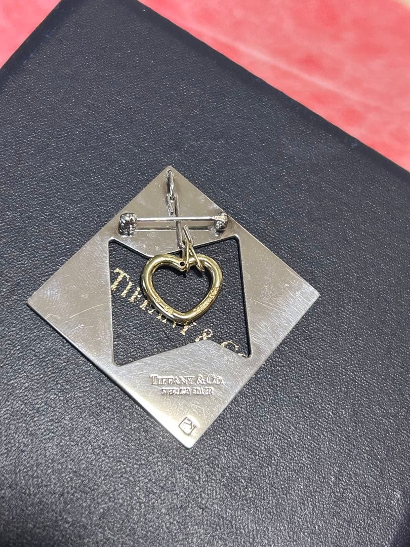 美品Tiffanyヴィンテージ　シルバーブローチレア　K18刻印あり