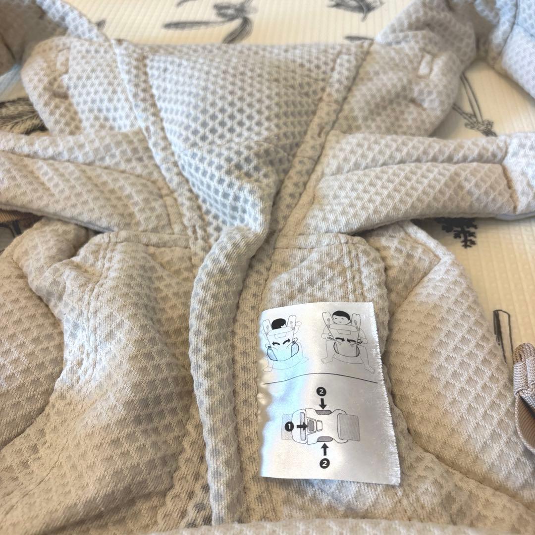 エルゴベビー　抱っこ紐　オムニブリーズ　ベージュ