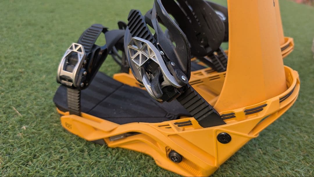 22-23 SALOMON DISTRICT　サイズ　スノーボード　ビンディング