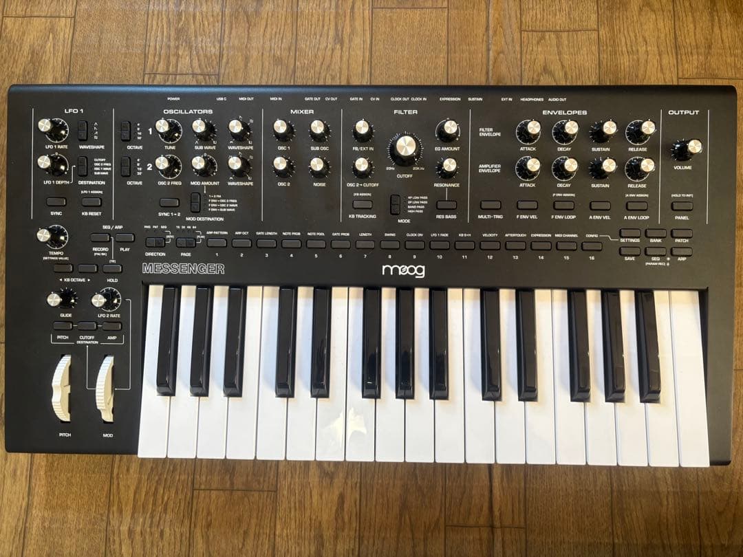 moog MESSENGER 32鍵 アナログシンセサイザー ケース付き