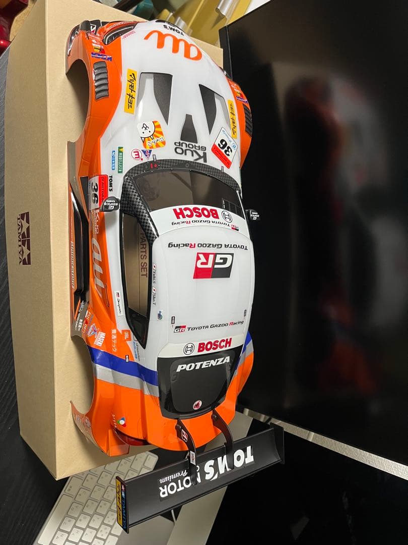 タミヤ 1/10 RC au TOM'S GR Supra スペアボディ