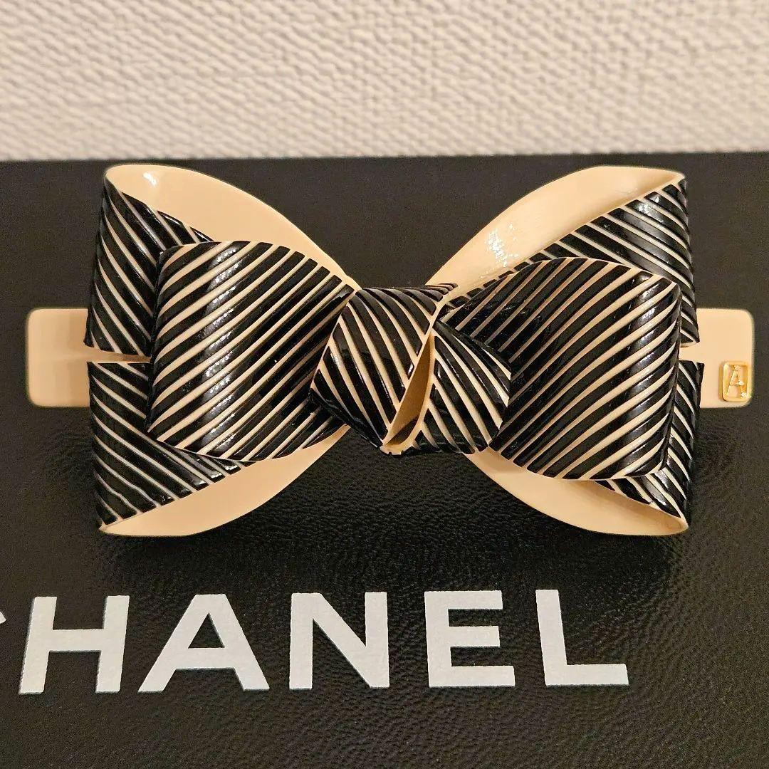 【三越購入】アレクサンドルドゥパリ　リボンバレッタ　新品　黒×ベージュ