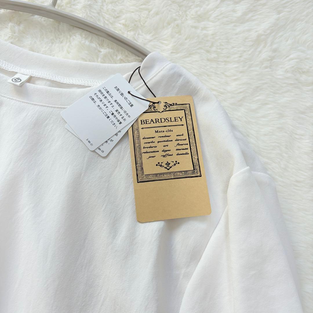 未使用タグ＊BEARDSLEY ビアズリー 後ろドレープTブラウス　Fサイズ