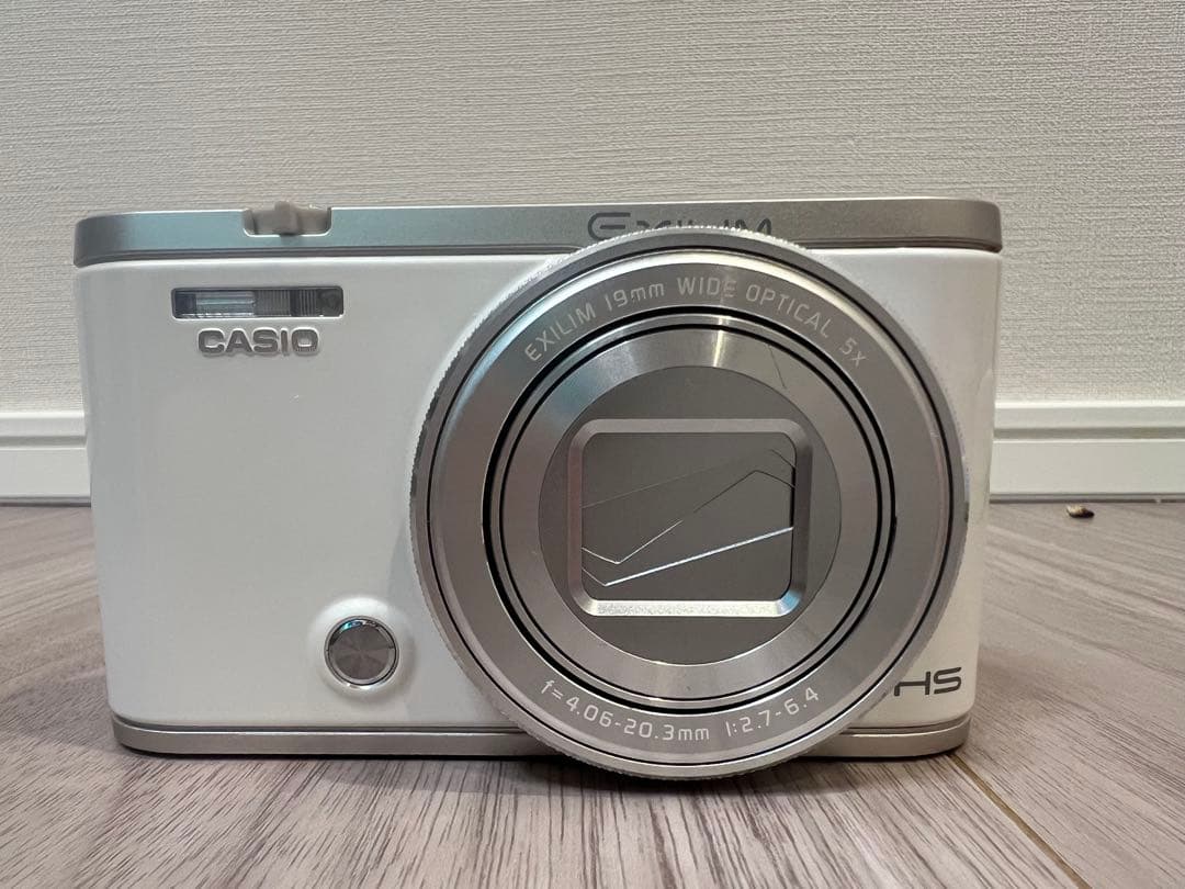 美品　CASIO EXILIM EX-ZR4000