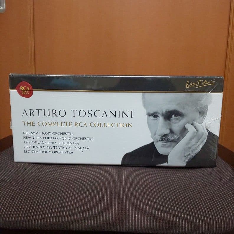 トスカニーニ／コンプリートＲＣＡコレクション（８４ＣＤ＋１ＤＶＤ、未開封）