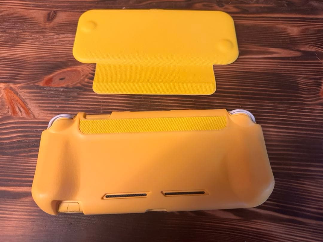 【ジャンク】Nintendo Switch Lite イエロー ケース付き