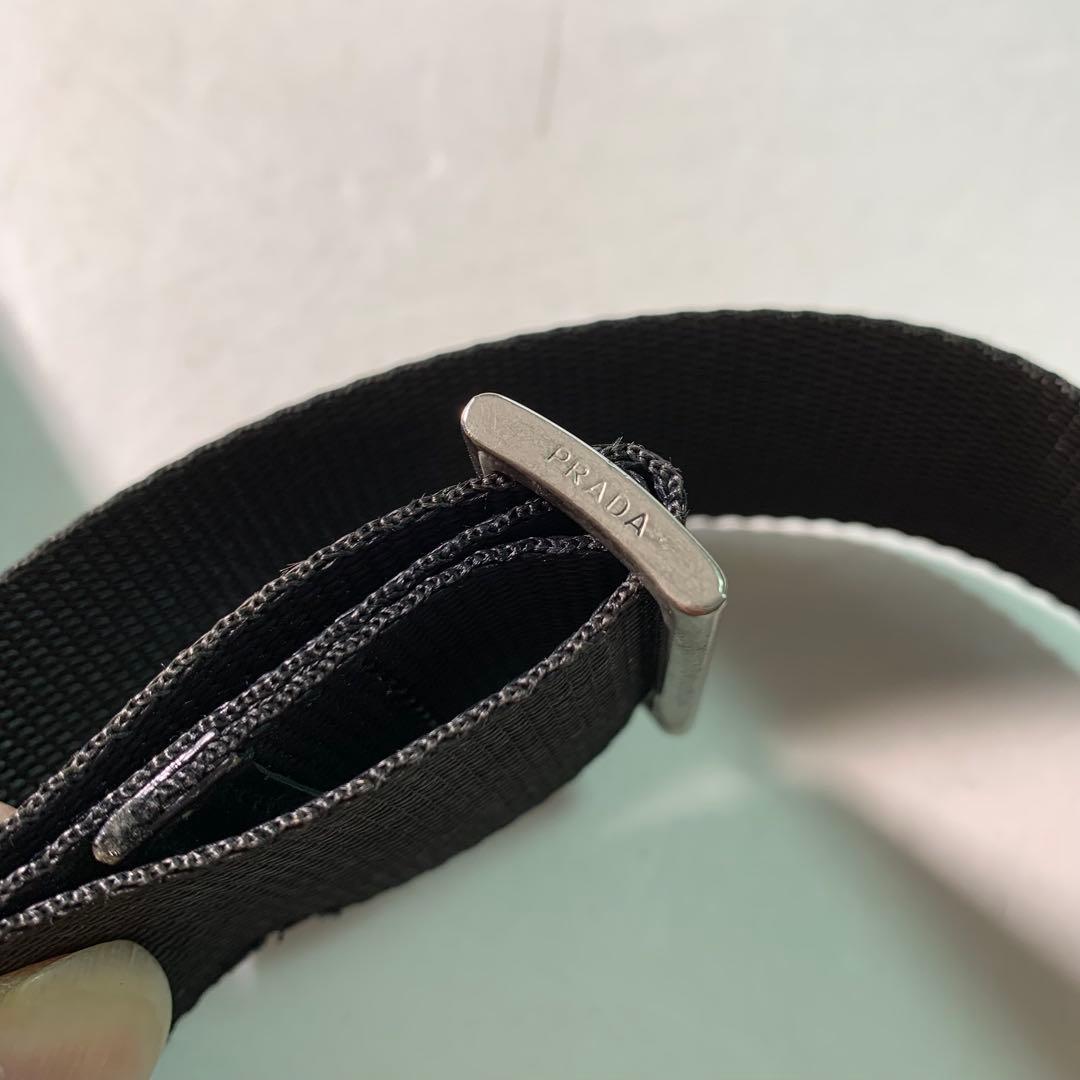 PRADA ブラック ショルダーバッグ 三角プレート リモンタ ナイロン 斜め掛