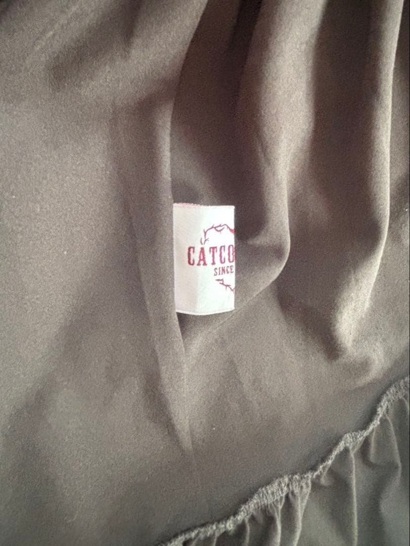 CATCOCOON 黒 フリル サスペンダー付き スカート M