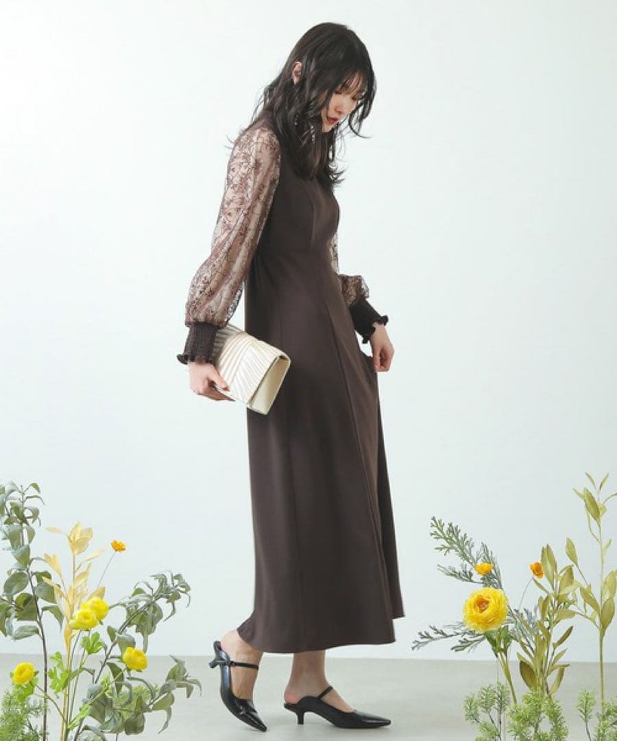 完売品　美品　刺繍 シアー トライアングルデザイン エンブロイダリー ワンピース